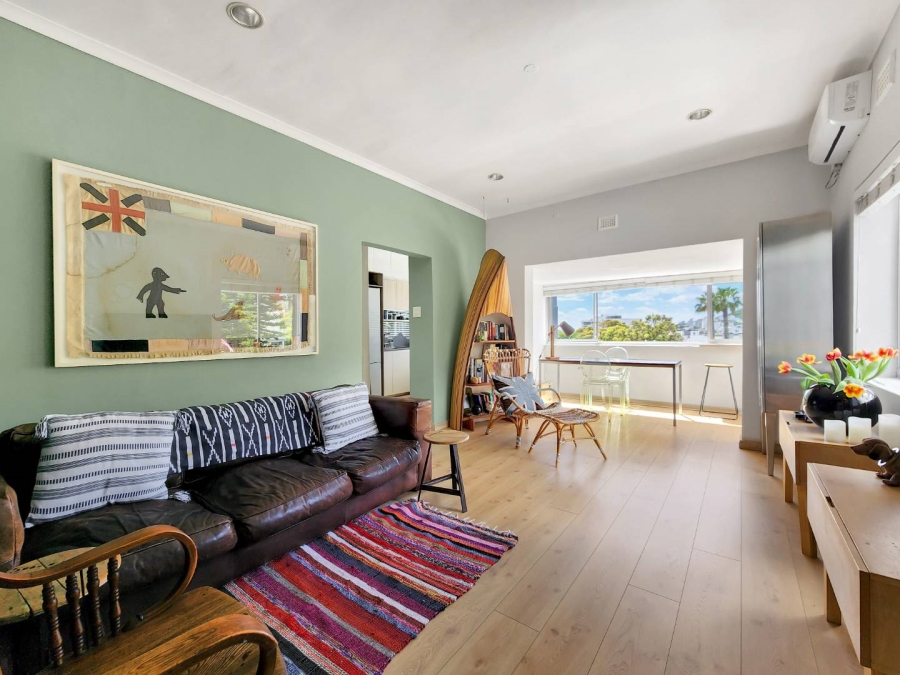 1 Bedroom Property for Sale in Sea Point Western Cape